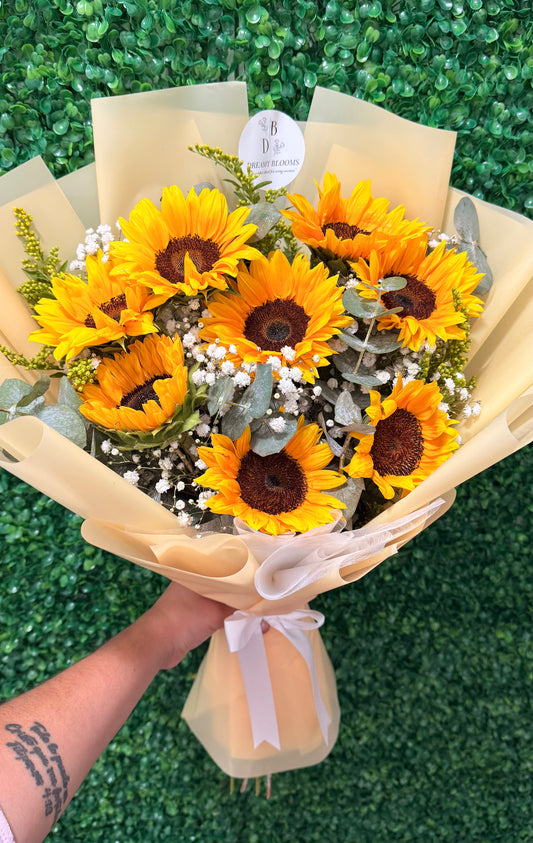 Golden Sunflower Bouquet